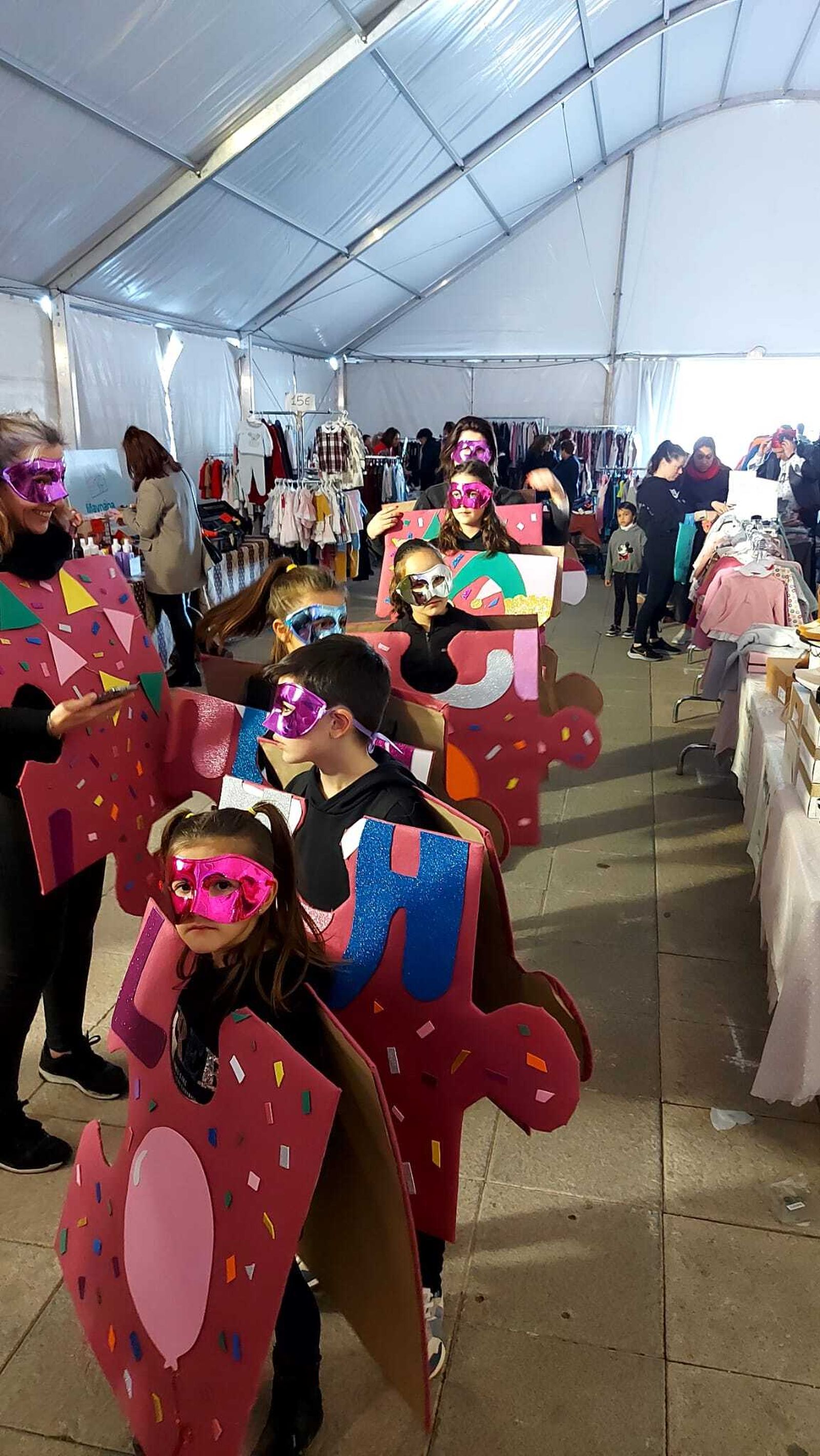 Los enanos disfrutan a lo grande y los mayores lo hacen como niños en Campohermoso