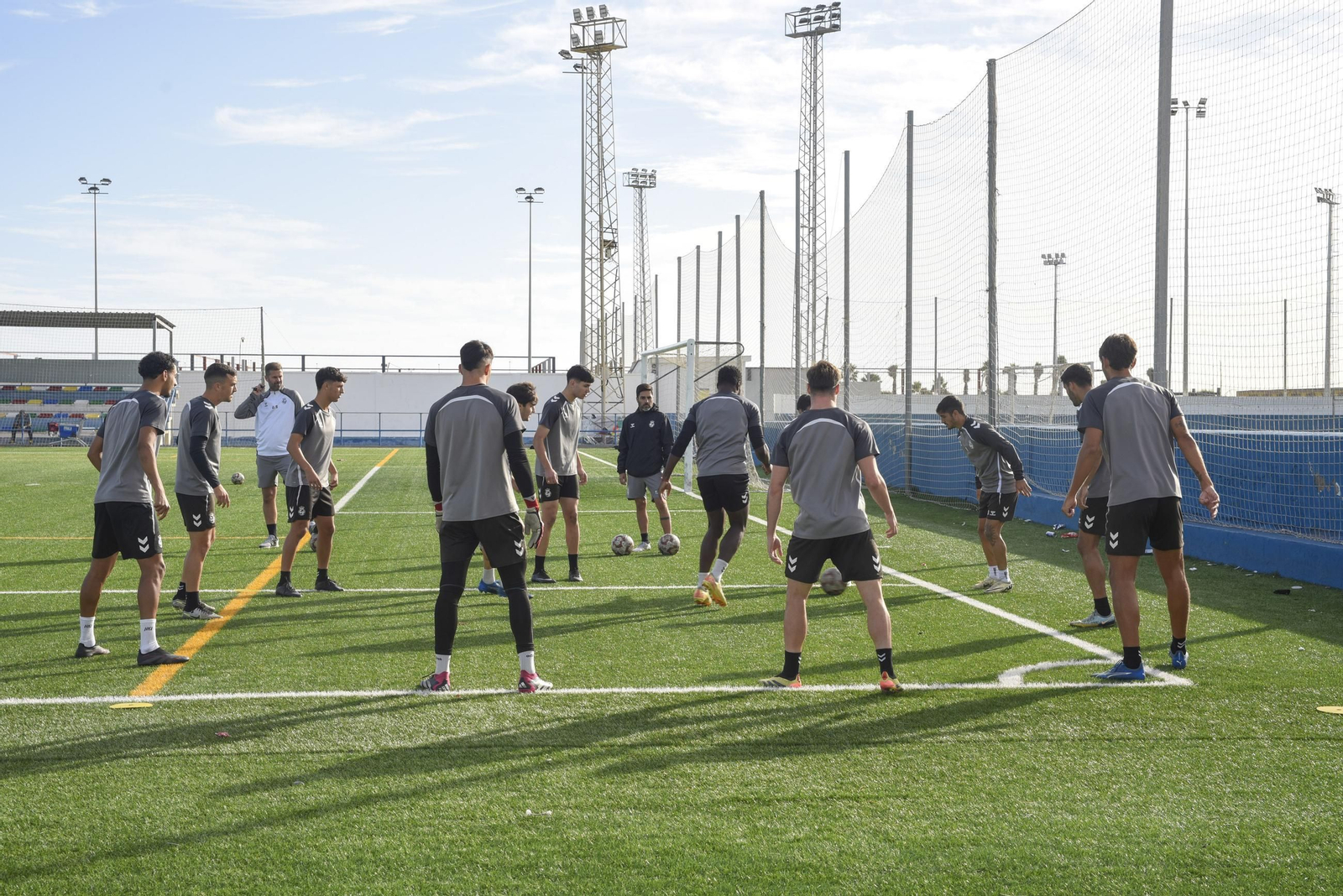 Las fotos del entrenamiento de la Balona previo al partido con el Sevilla C