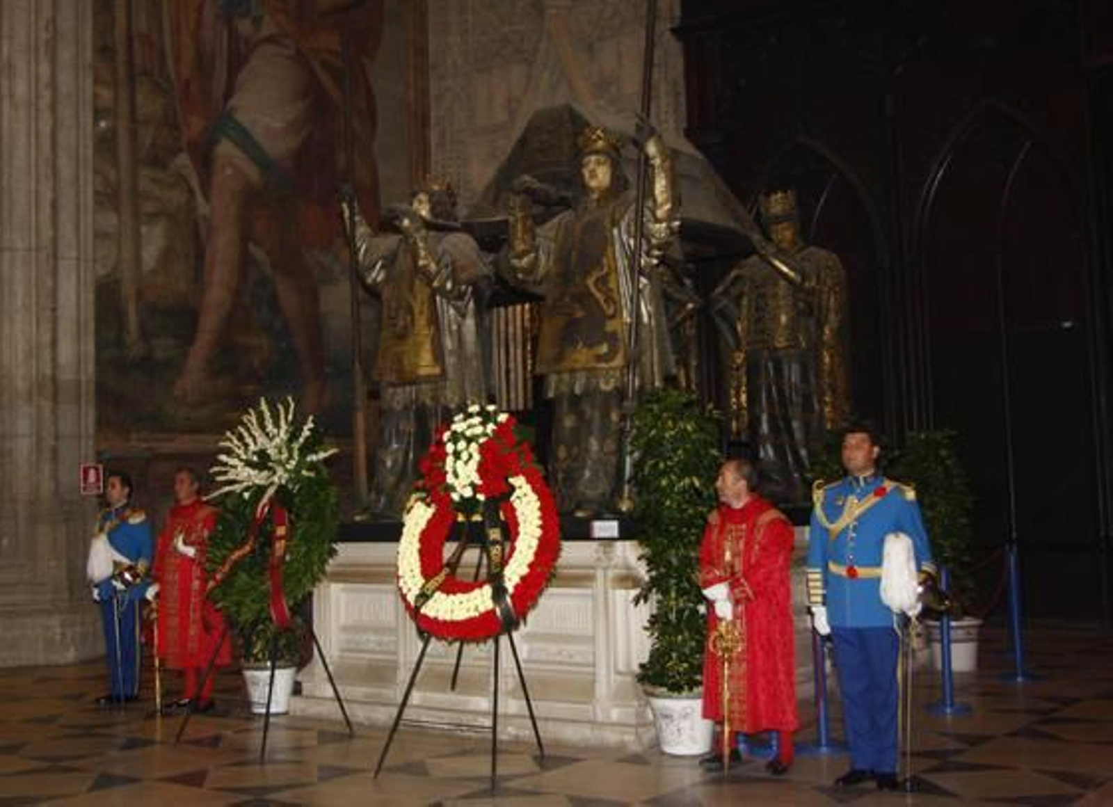 El Día de la Hispanidad se celebra en Sevilla rindiendo homenaje a Cristobal Colón.  Foto: Belén Vargas