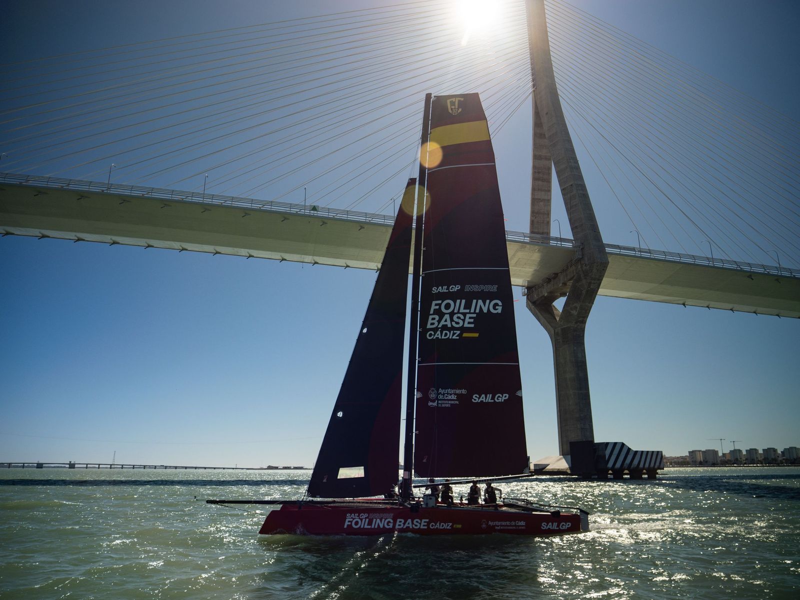 Foiling Base Cádiz seguirá presente en aguas gaditanas.