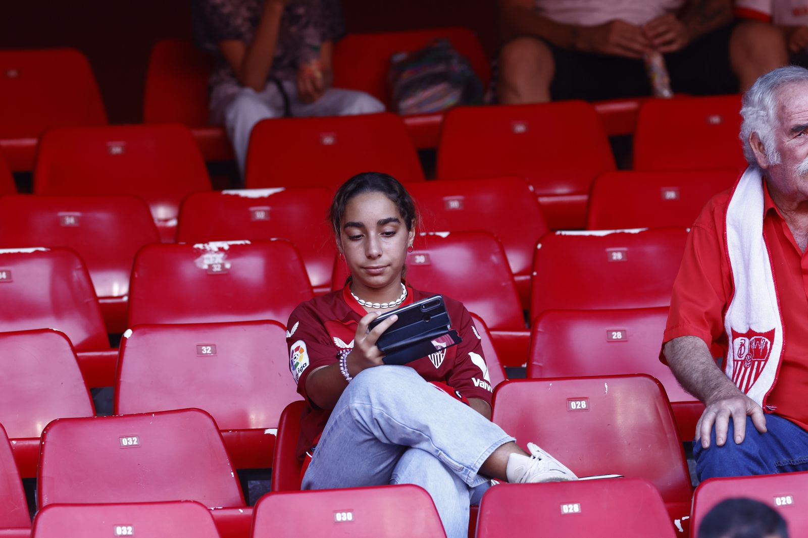 Búscate en las fotos del Sevilla-Valencia