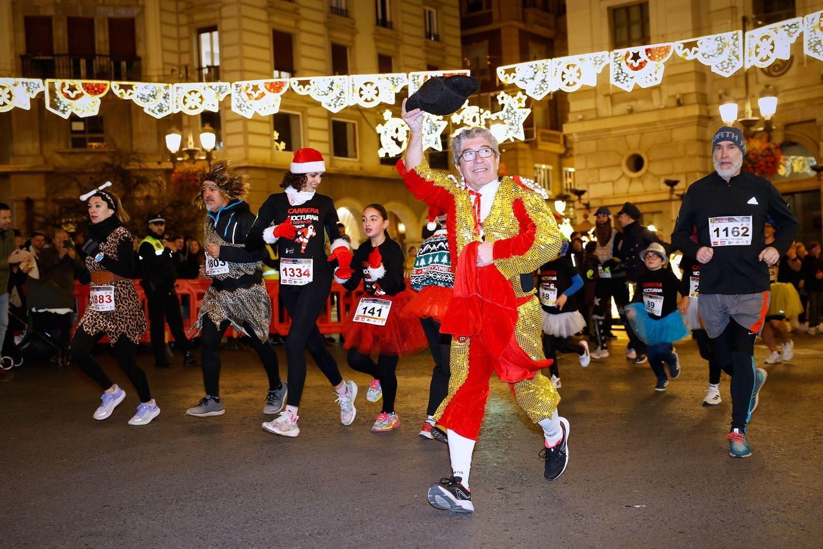 Las mejores imágenes de la Carrera Nocturna de Disfraces