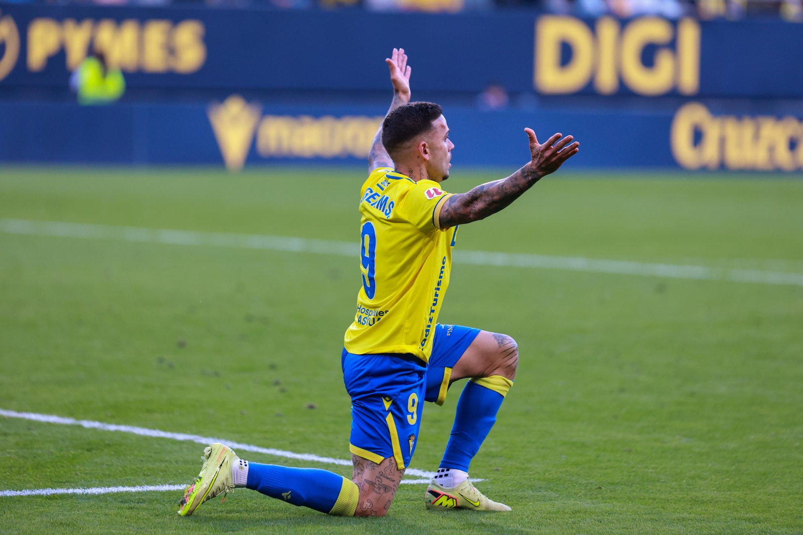 Las imágenes del Cádiz CF- Cultural Leonesa