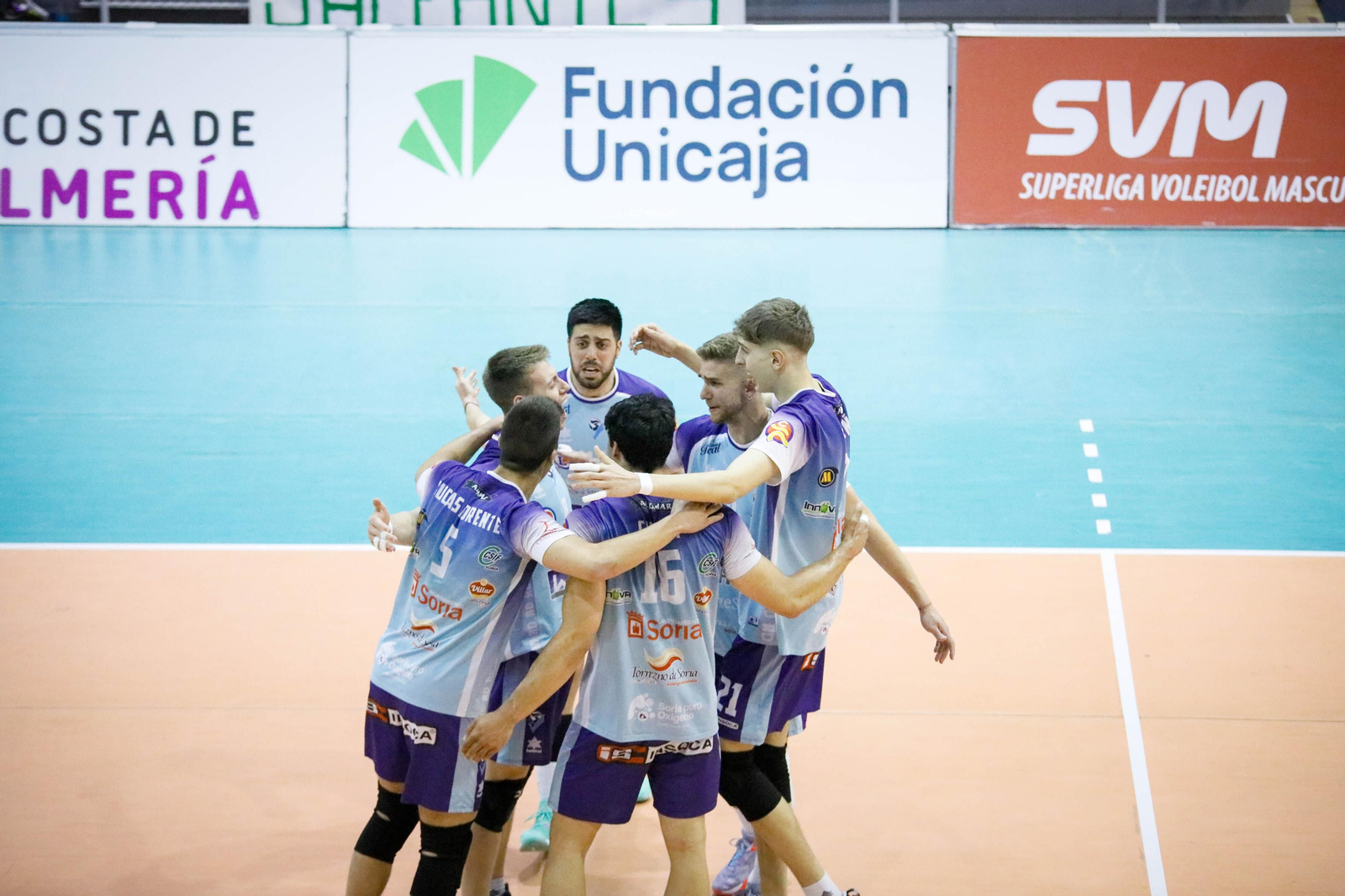 Imágenes del partido entre Unicaja Almería y Grupo Herce Soria