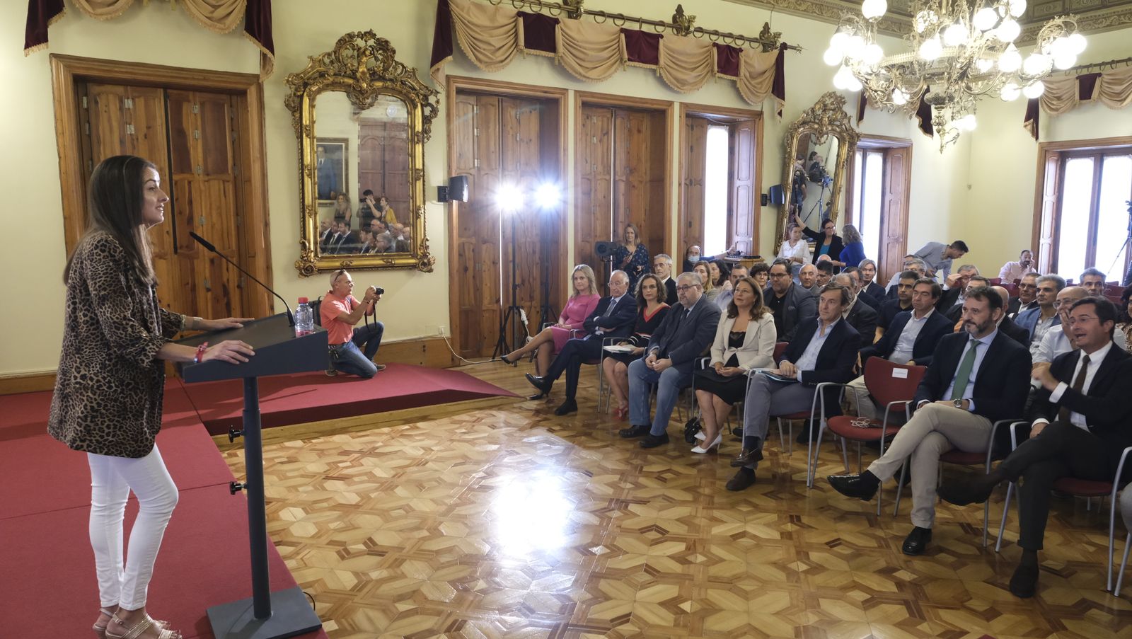 Imágenes de la entrega de resoluciones de OPFH de agricultura