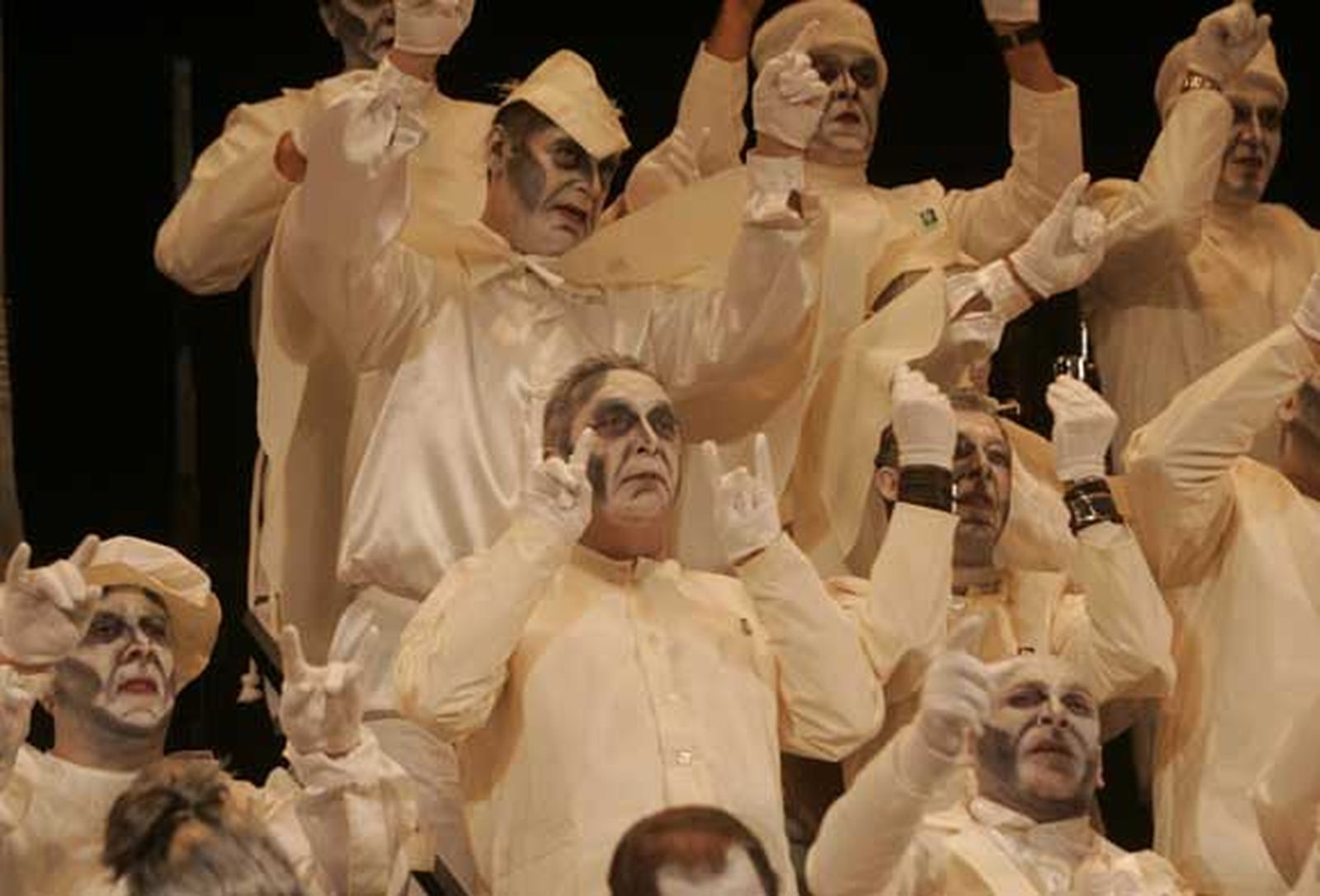 Los muertos del coro