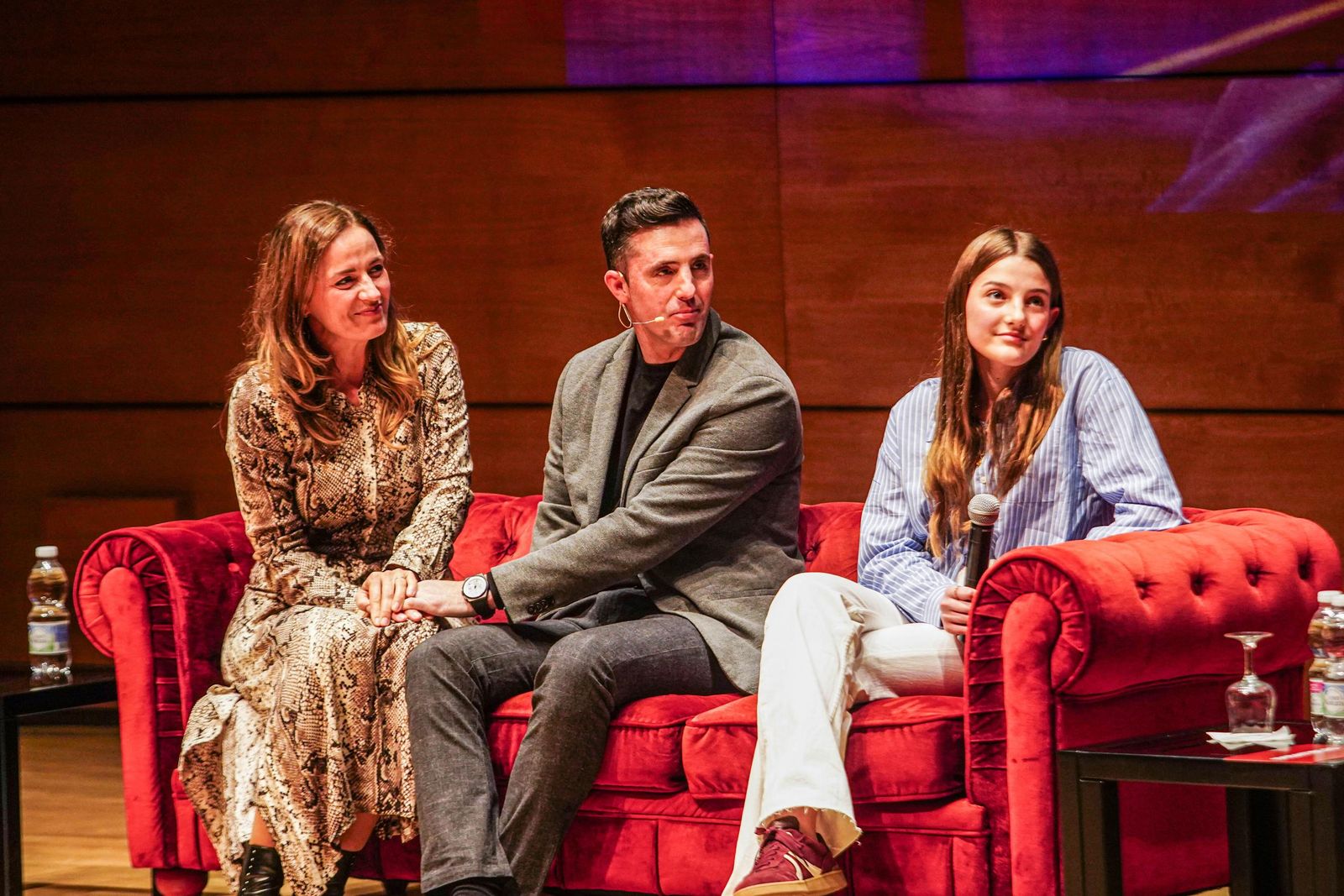 Fernando Díaz de la Guardia presenta el ciclo de entrevistas ‘Imbatibles’ en el Auditorio Caja Rural Granada