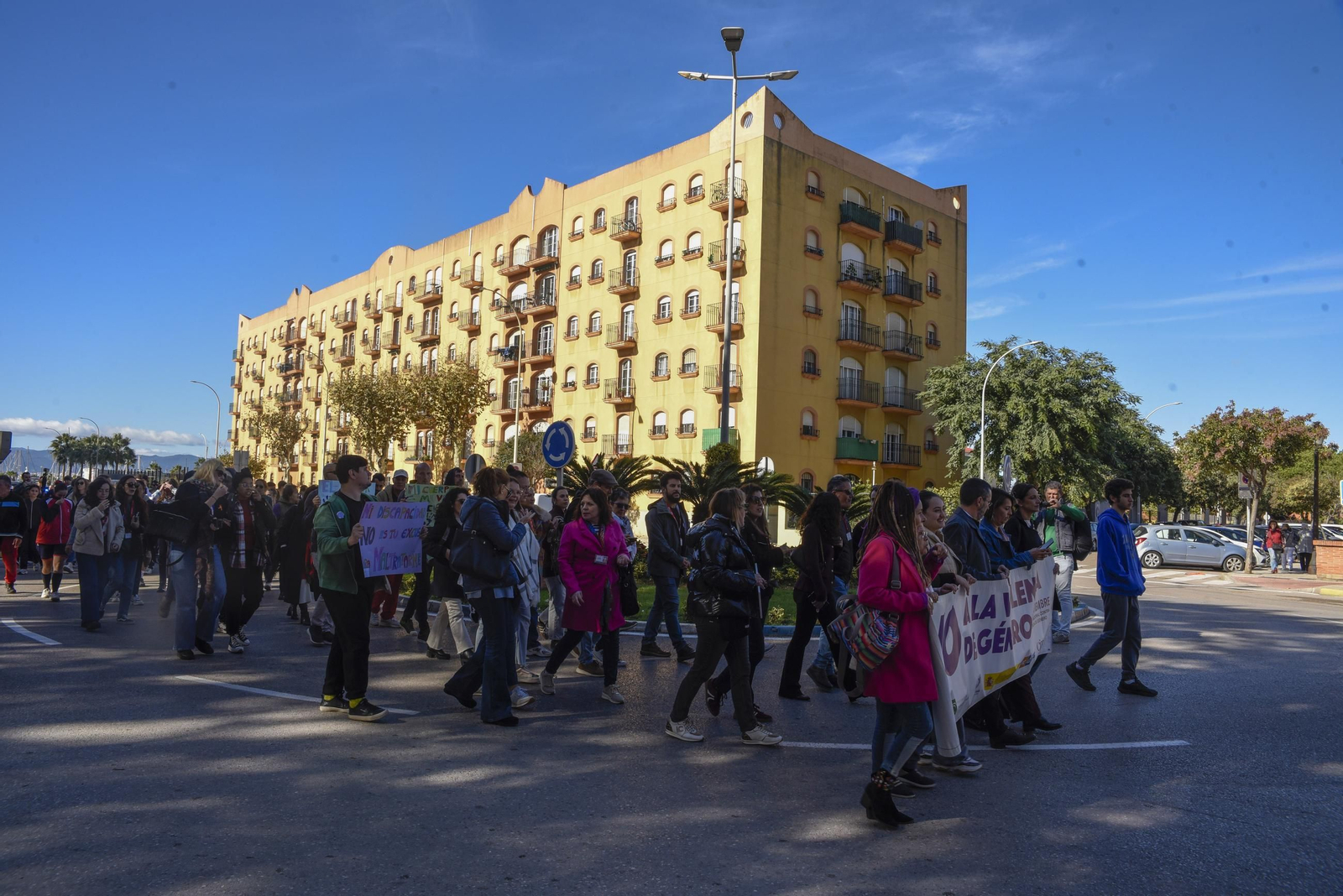 Marcha en La Línea por el 25-N, Día Internacional de la Eliminación de la Violencia contra la Mujer