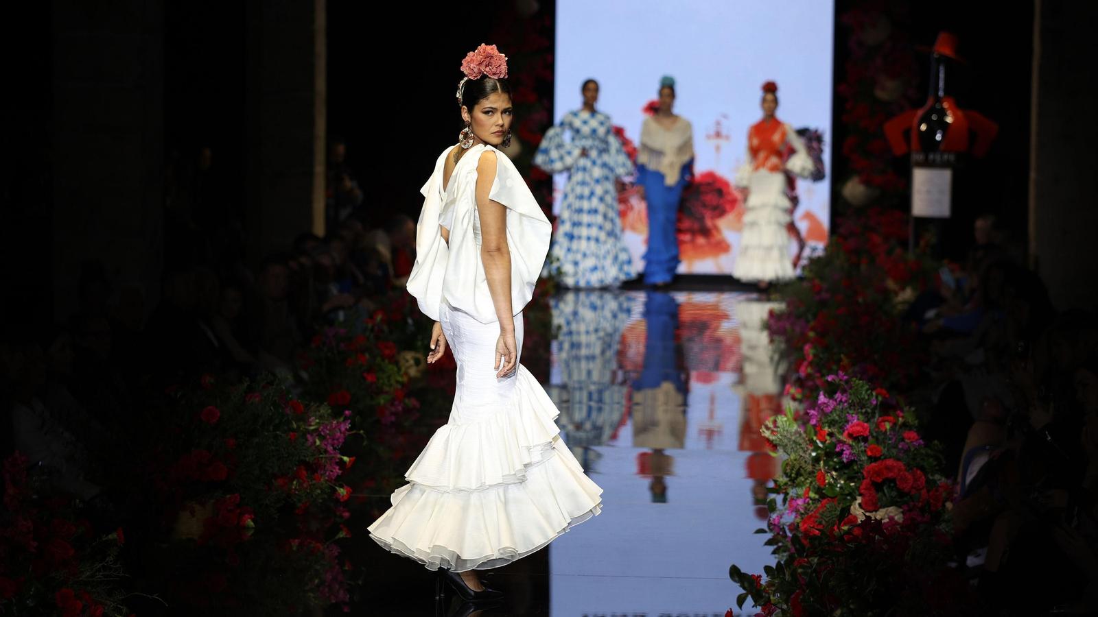 Desfile de Inmaculada González en la Pasarela Flamenca Tío Pepe Jerez 2024