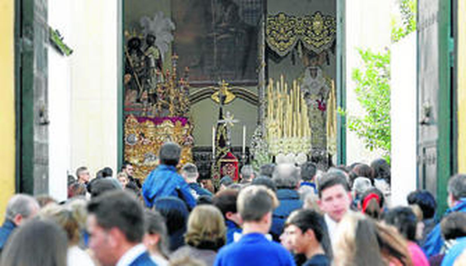Los pasos de Nuestro Padre Jesús Humilde en la Coronación de Espinas y Nuestra Madre y Señora Santa María de la Merced.