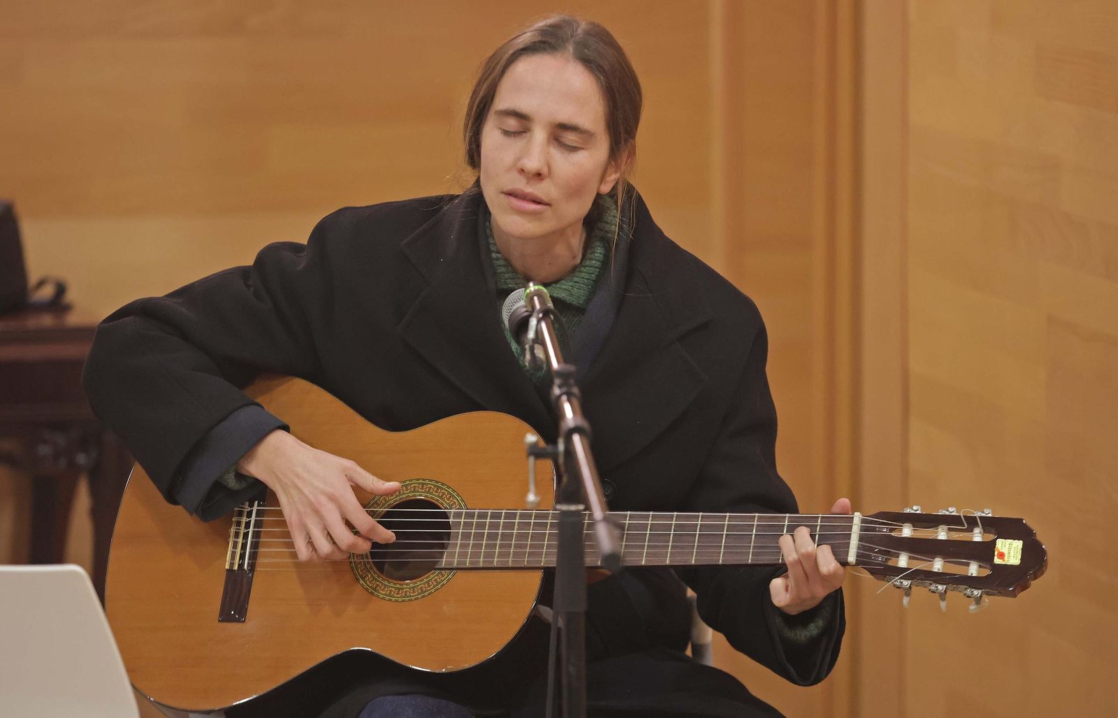 La presentación del libro 'No hay viaje en vano' de Josefina Núñez Montoya, en imágenes