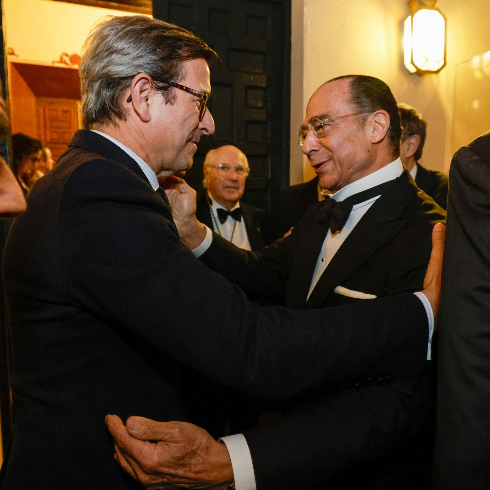 Las imágenes del ingreso en la Academia de Ciencias Sociales y del Medio Ambiente, Antonio Vázquez, apadrinado por José Damián Bogas