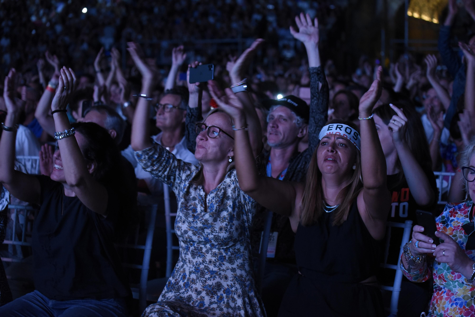 Las imágenes del concierto de Eros Ramazzotti en Sevilla