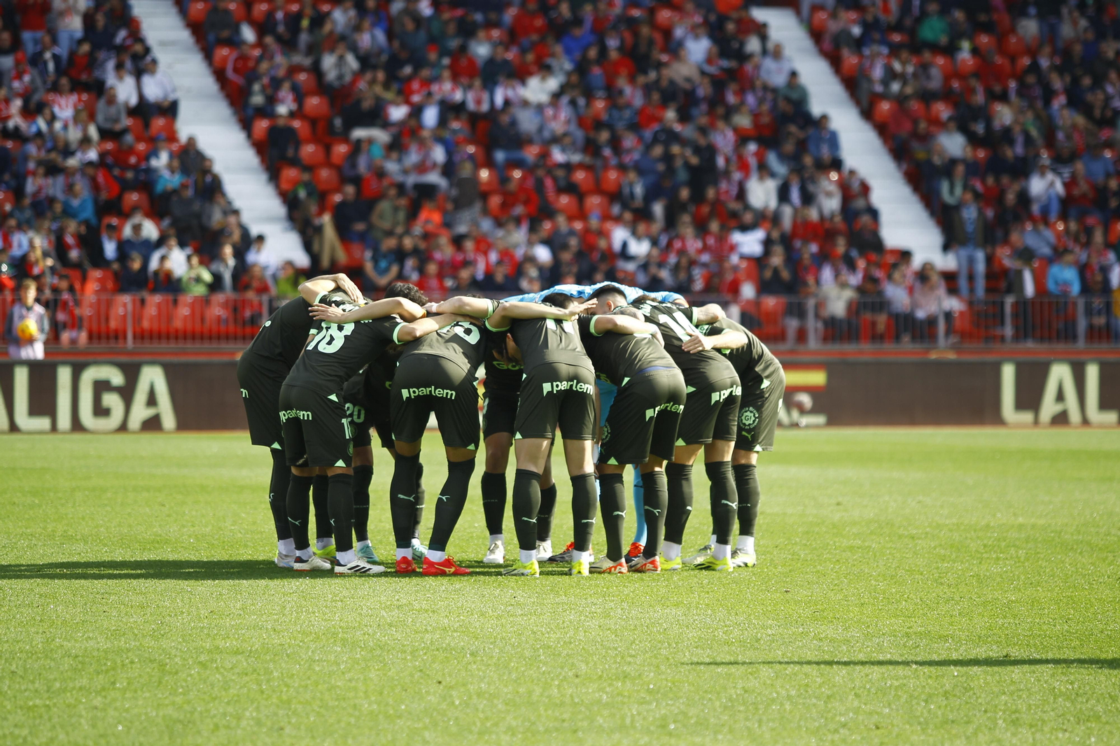 Las mejores imágenes del partido de fútbol U.D. Almería-Girona F.C.