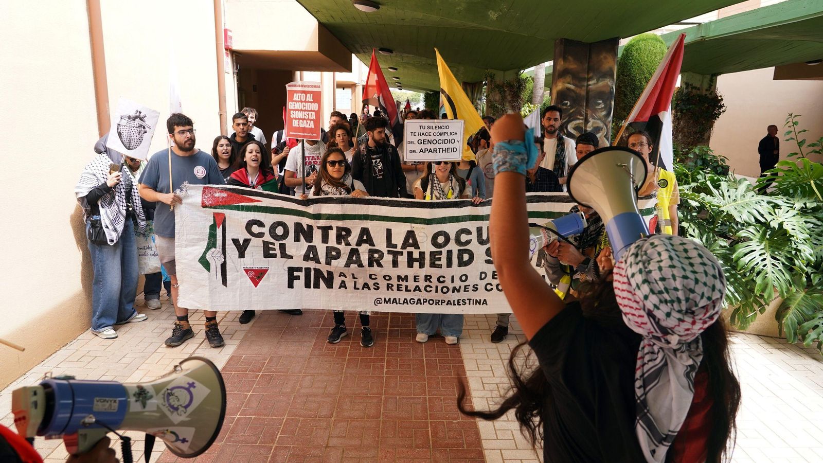 Manifestación en apoyo a Palestina en la UMA.