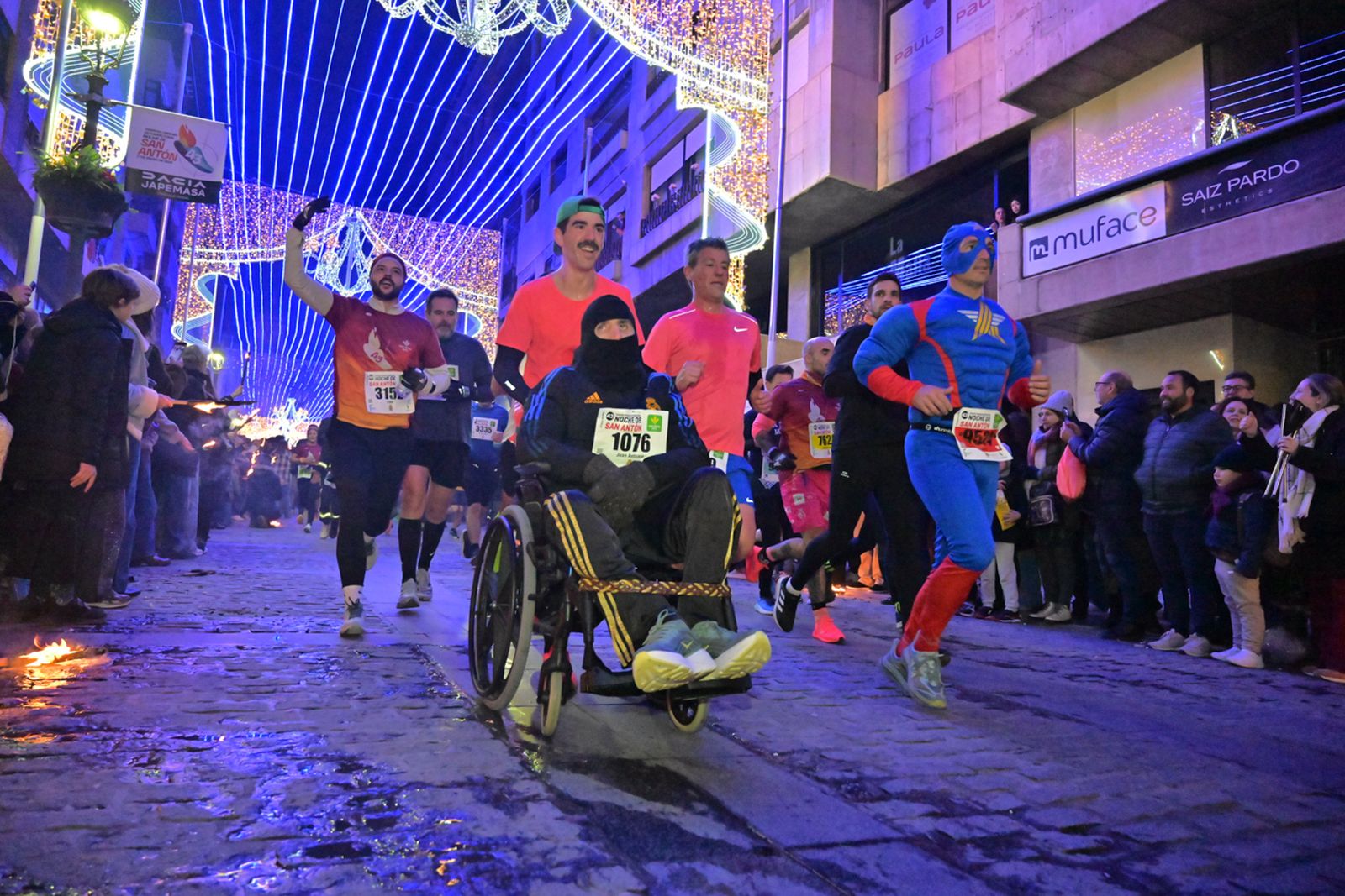 En imágenes: así disfruta la gente de la Carrera de San Antón