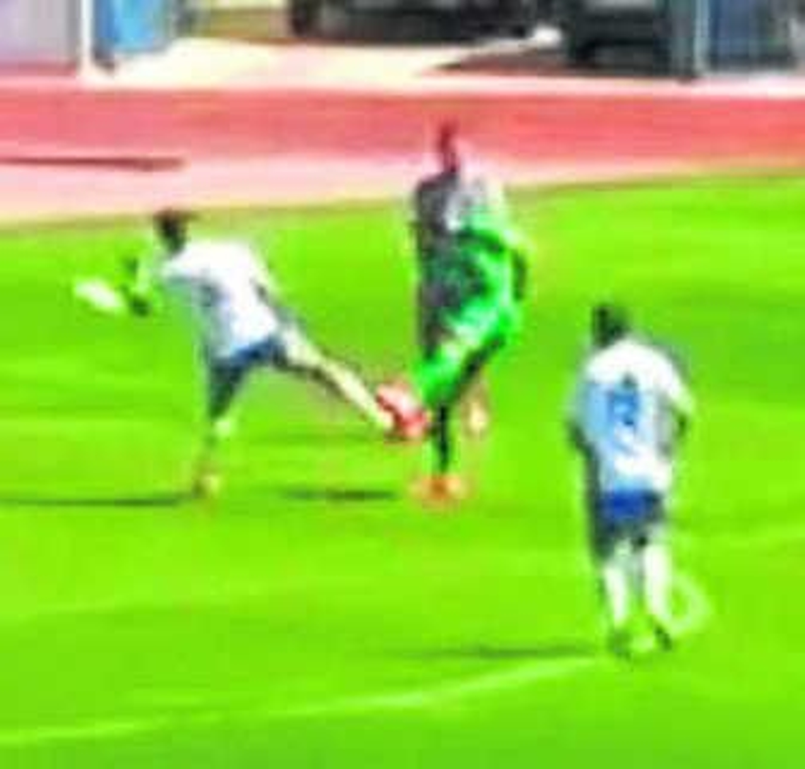 Captura del plantillazo a Montes.