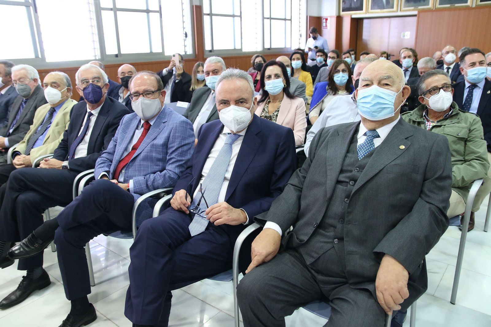 Fotogalería de la Medalla de Oro al Mérito Cameral a D. Diego Martínez Cano