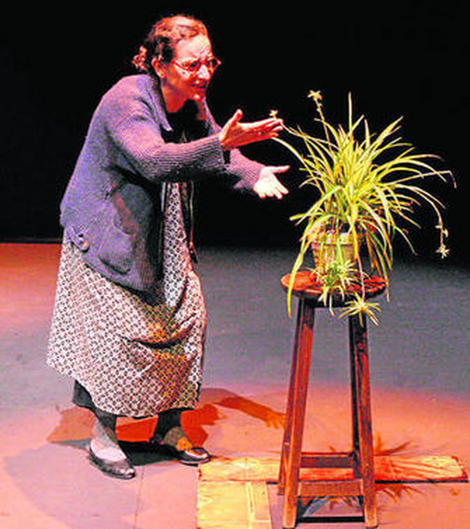 La actriz Lola Marmolejo durante una representación teatral.