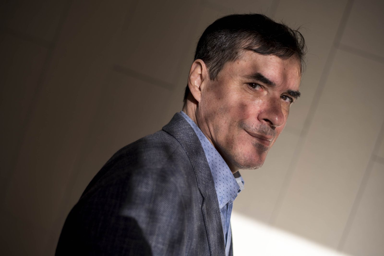 Mircea Cartarescu visitó ayer el Centro Lorca dentro del ciclo de Granada Ciudad de la Literatura Unesco.