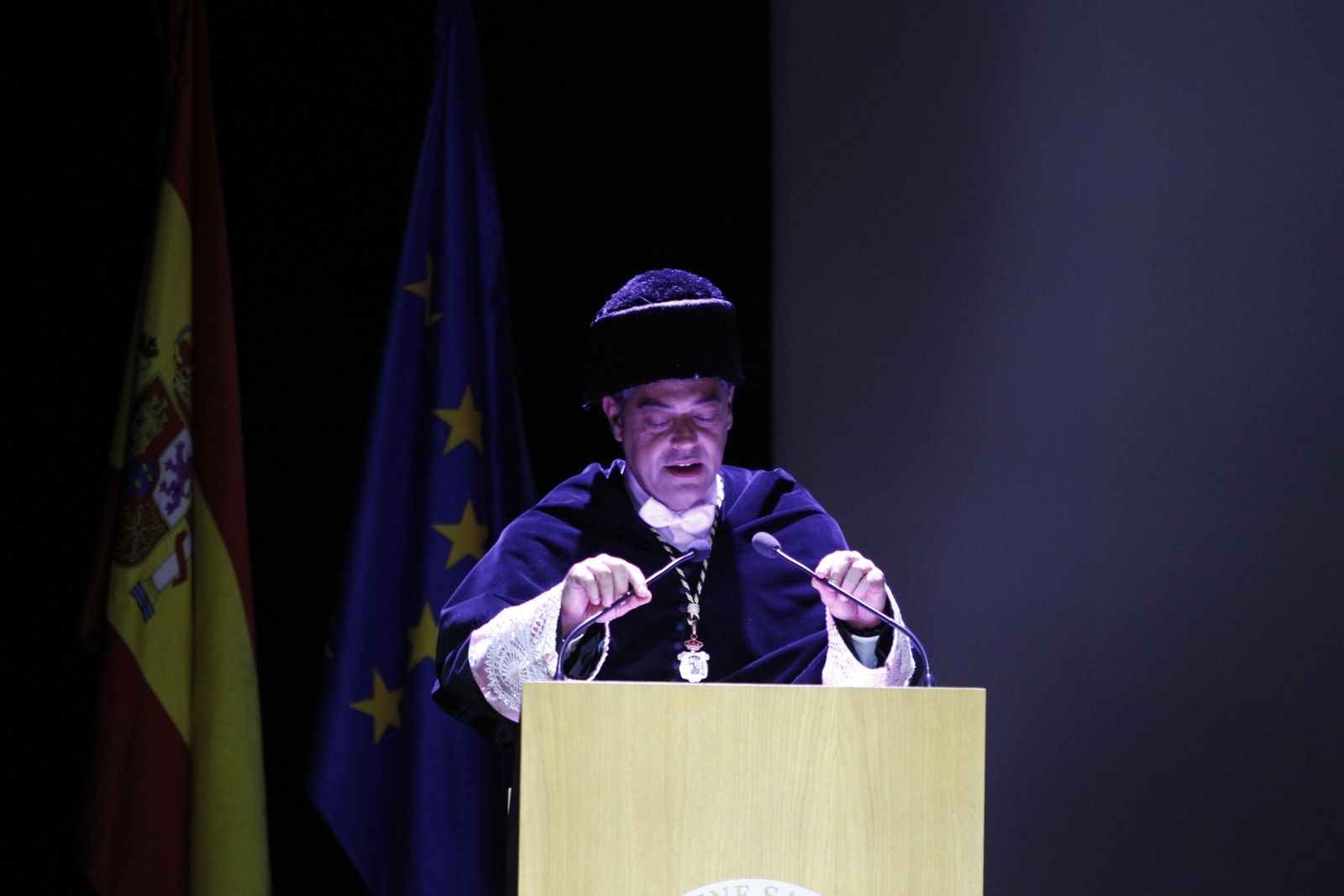 Fotogalería investidura Doctor Honoris Causa Manuel García Velarde. UAL
