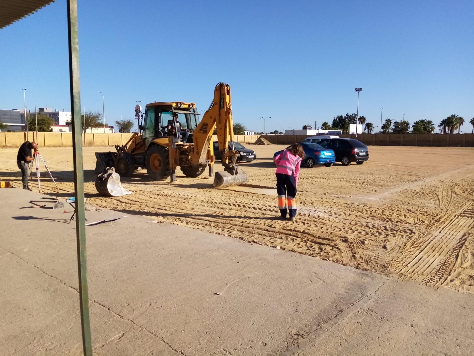 Imagen de las obras actualmente en curso en los aledaños del campo de fútbol del Torrejón. Imagen de las obras actualmente en curso en los aledaños del campo de fútbol del Torrejón.