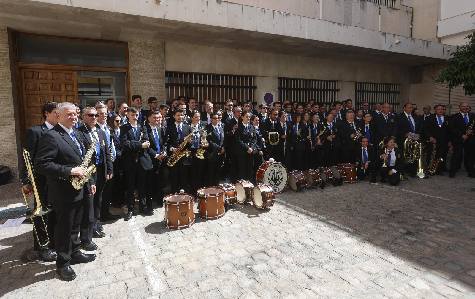 Banda de la Oliva de Salteras el Sábado Santo en la Trinidad