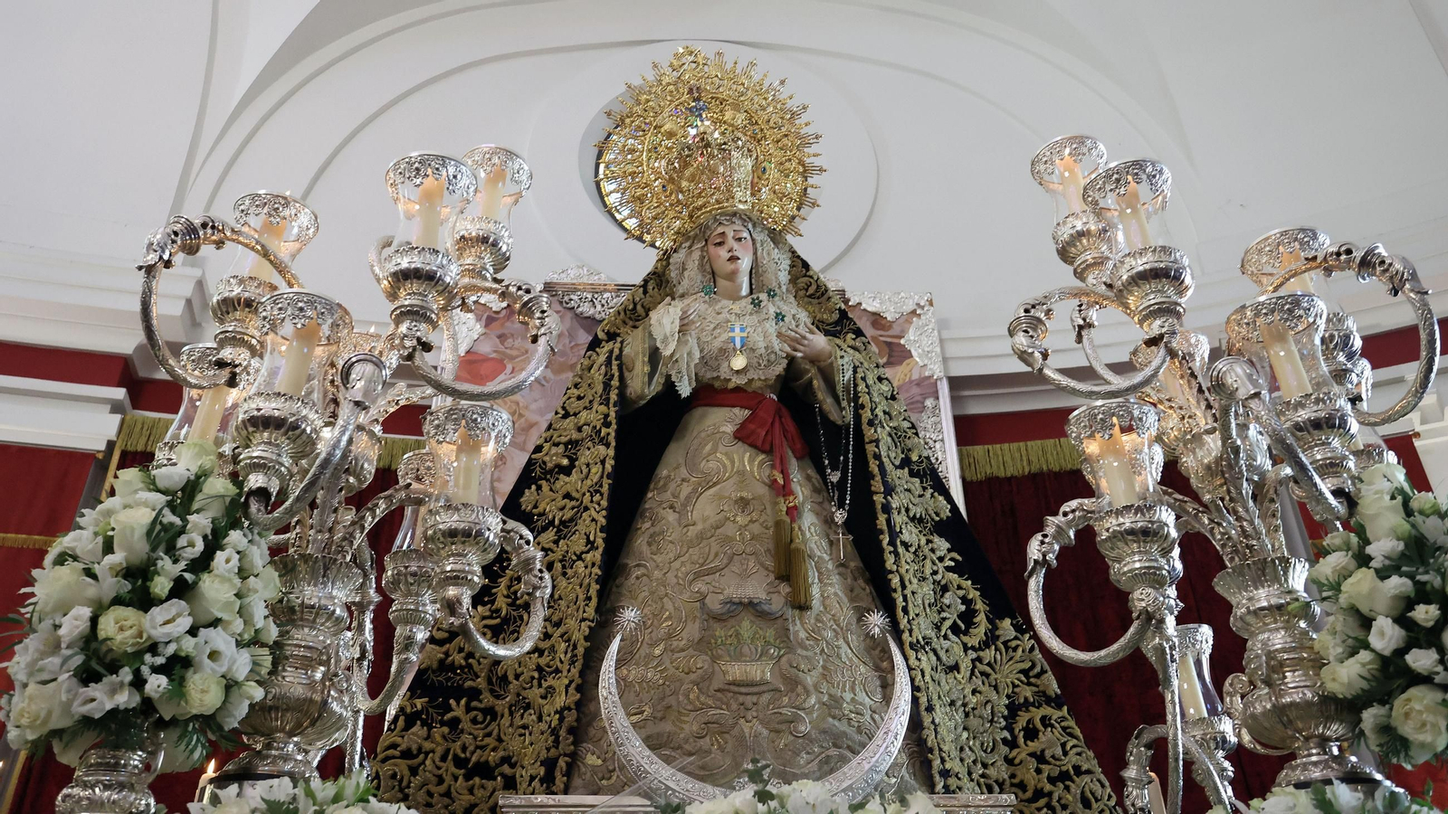 Medalla de Oro de Jerez a la Virgen de la Coronación