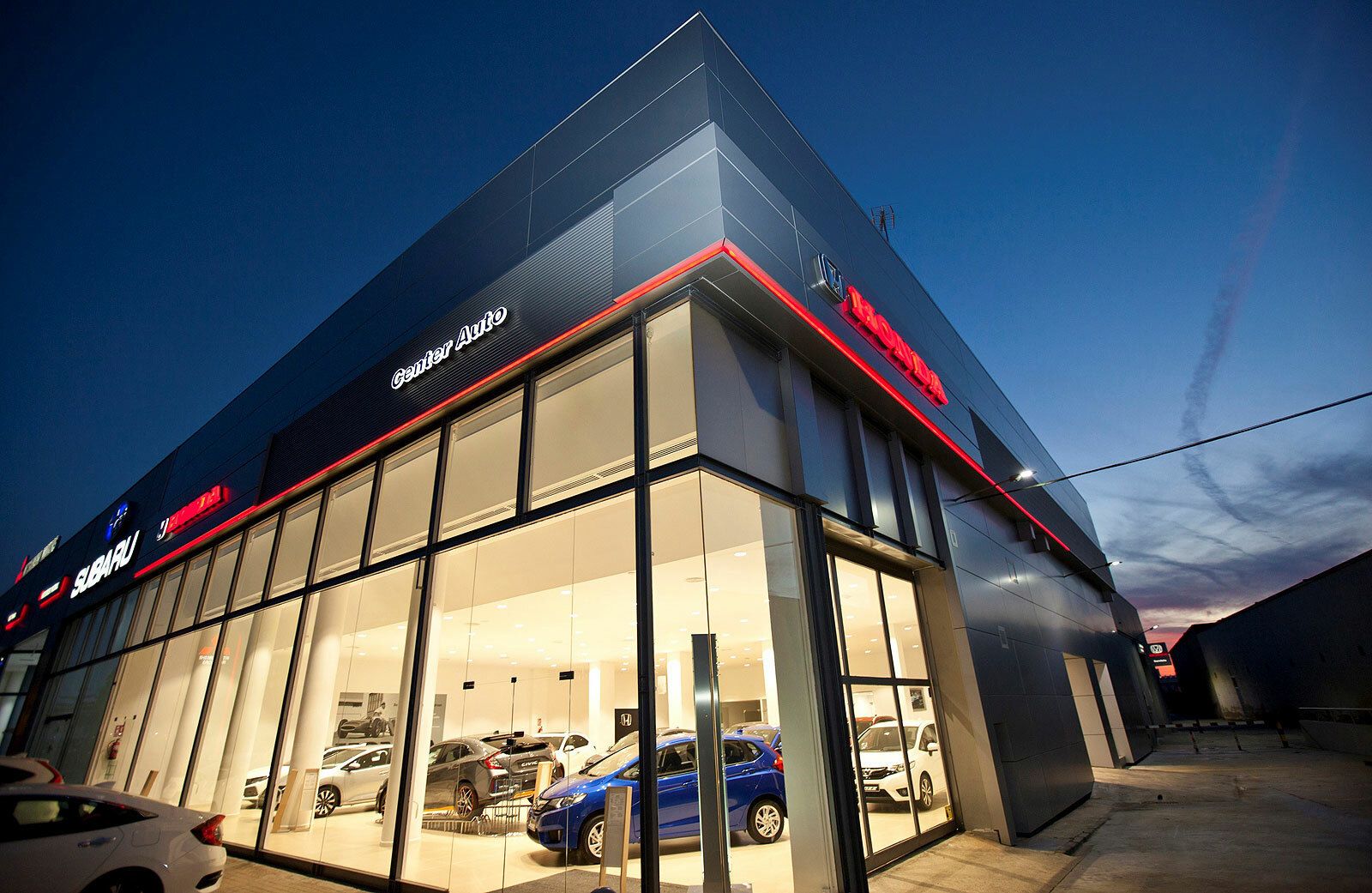 ¿Cuántos impuestos genera el automóvil en España? ¿Dónde van? Aquí tienes las respuestas