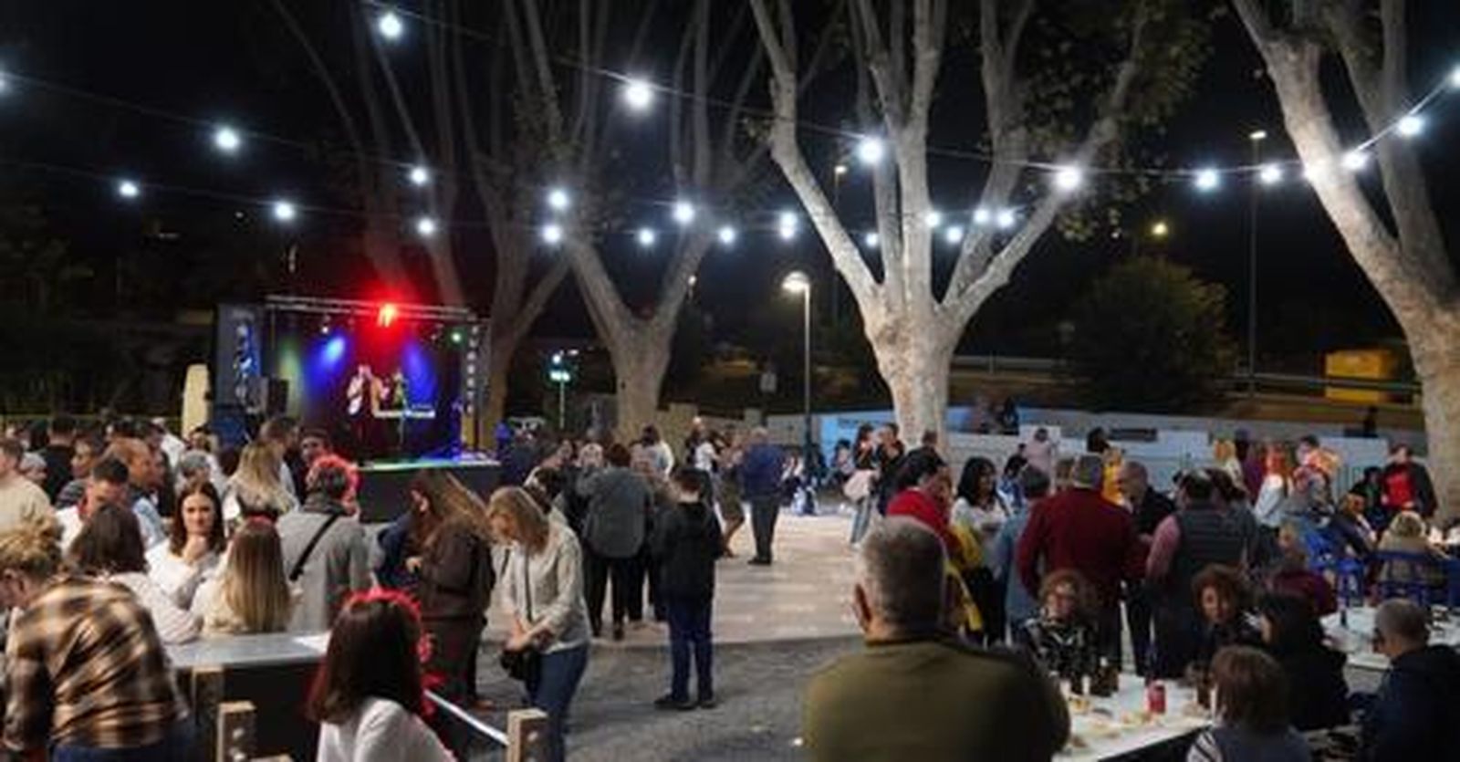 La fiesta de la castaña reúne de nuevo a la  barriada virgitana de Alcaudique