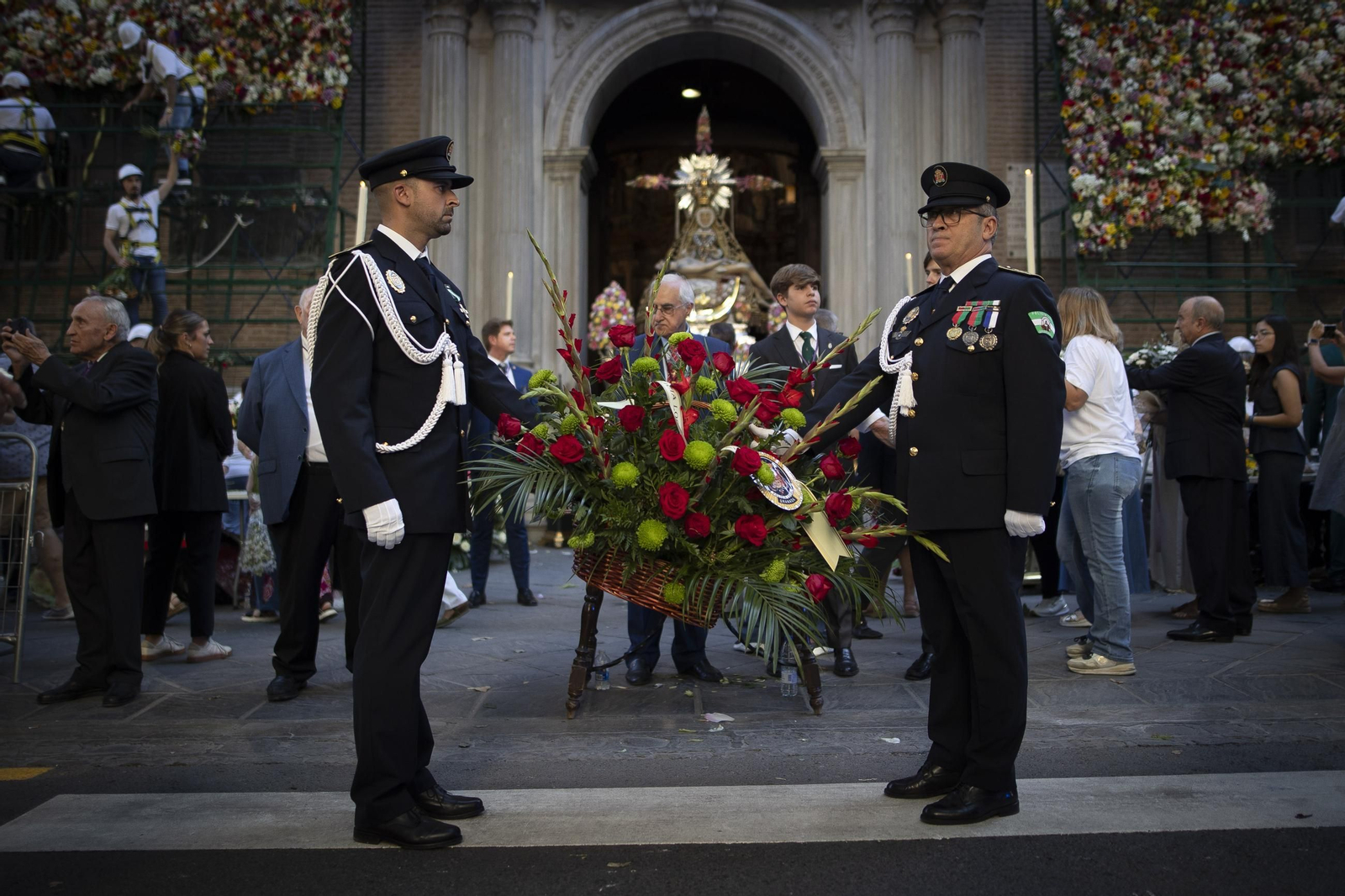 Ofrenda Floral y Solidaria de la Virgen de las Angustias de Granada, Septiembre 2025.jpg