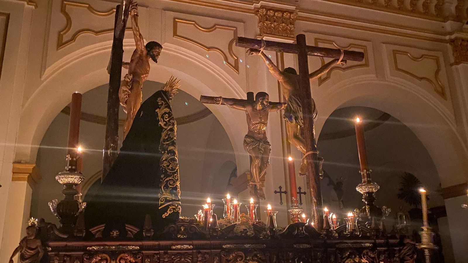 Entronización del Cristo del Perdón. Entronización del Cristo del Perdón.