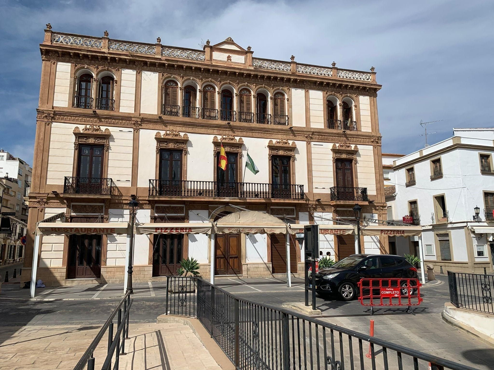 El edificio del Casino de Ronda en una imagen reciente.