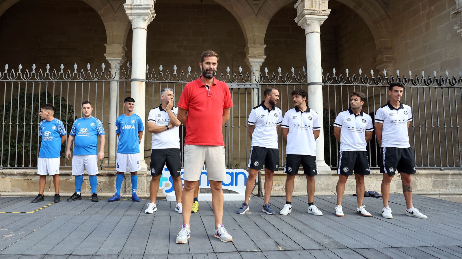Presentación nuevas equipaciones del Xerez DFC 23-24