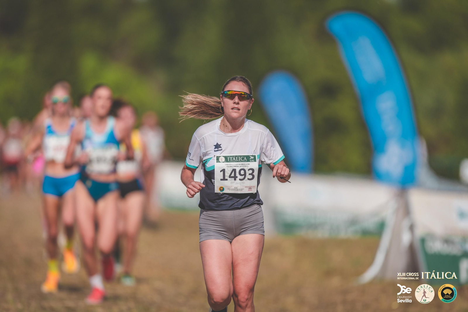 Búscate en las fotos del Cross de Itálica 2025 | 1