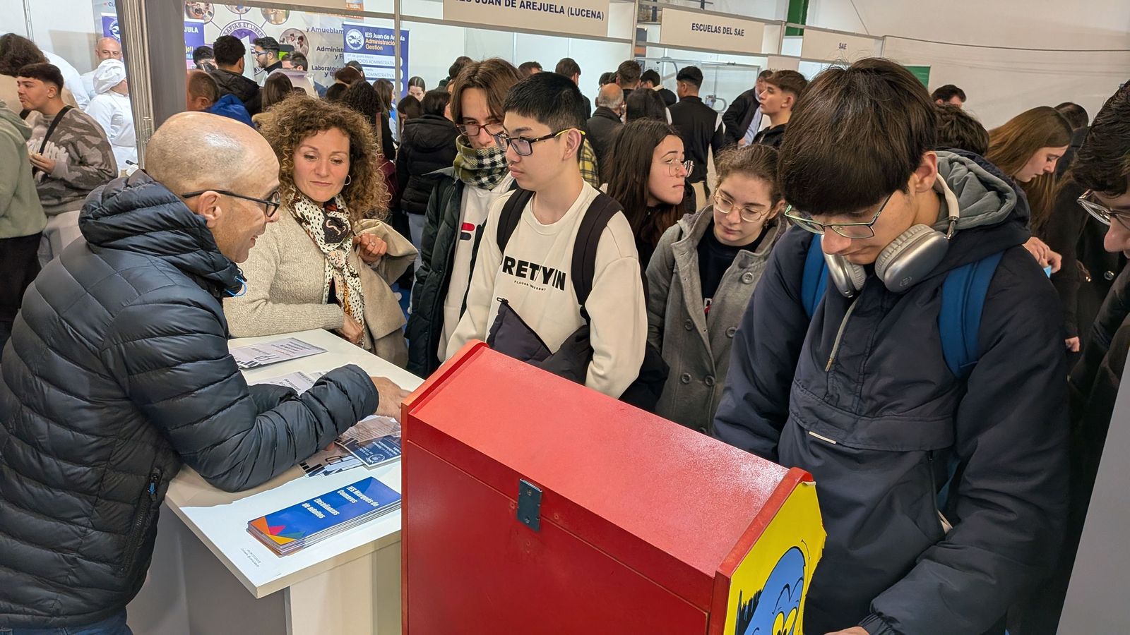 El Salón del Estudiante de Lucena, en imágenes