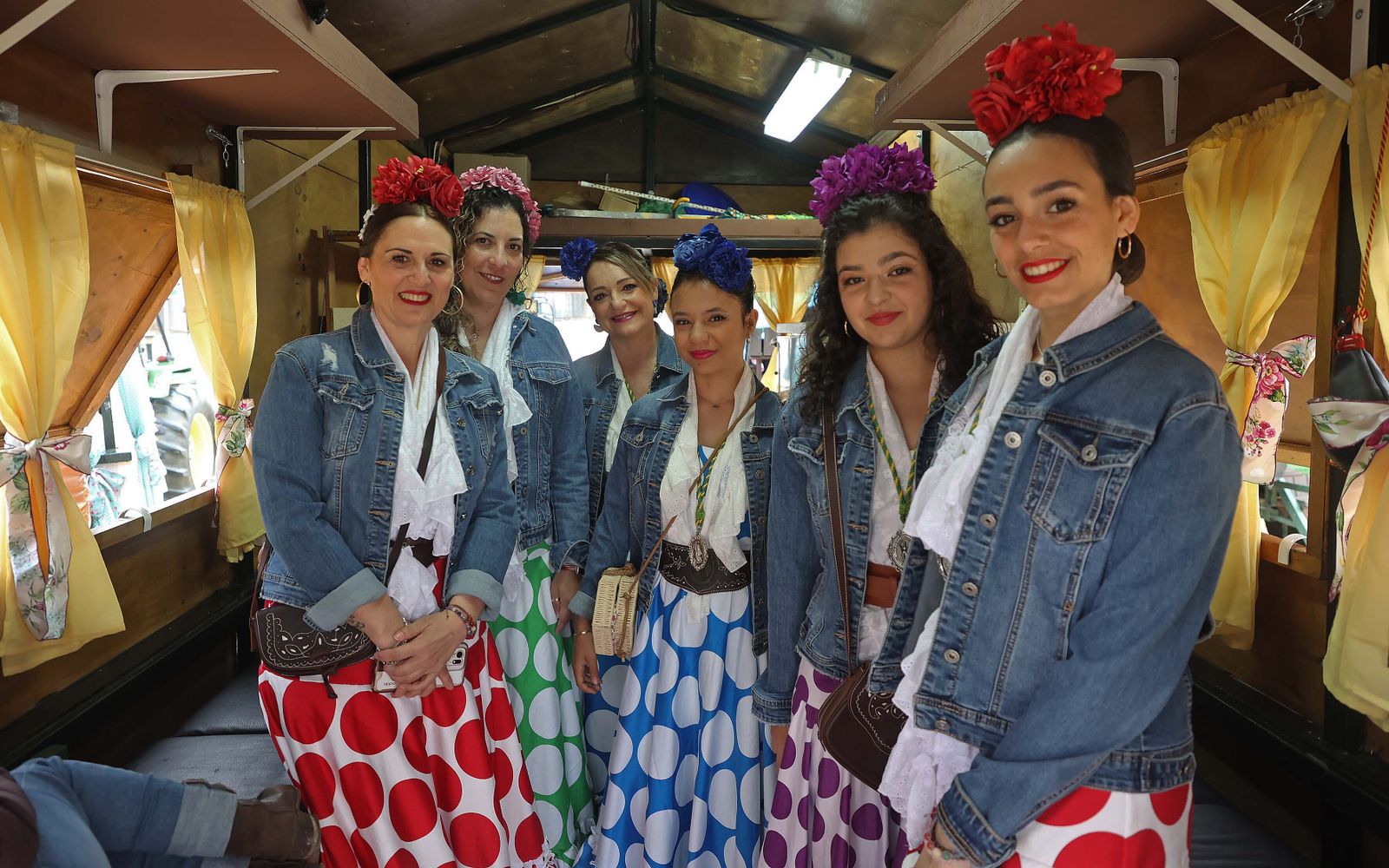 Búscate en las fotos del sábado en la romería de Los Barrios