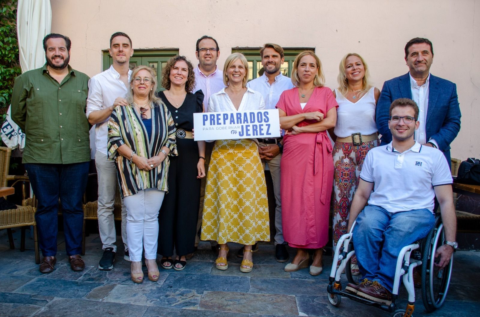 María José García-Pelayo, arropada en la presentación del curso político del PP de Jerez.