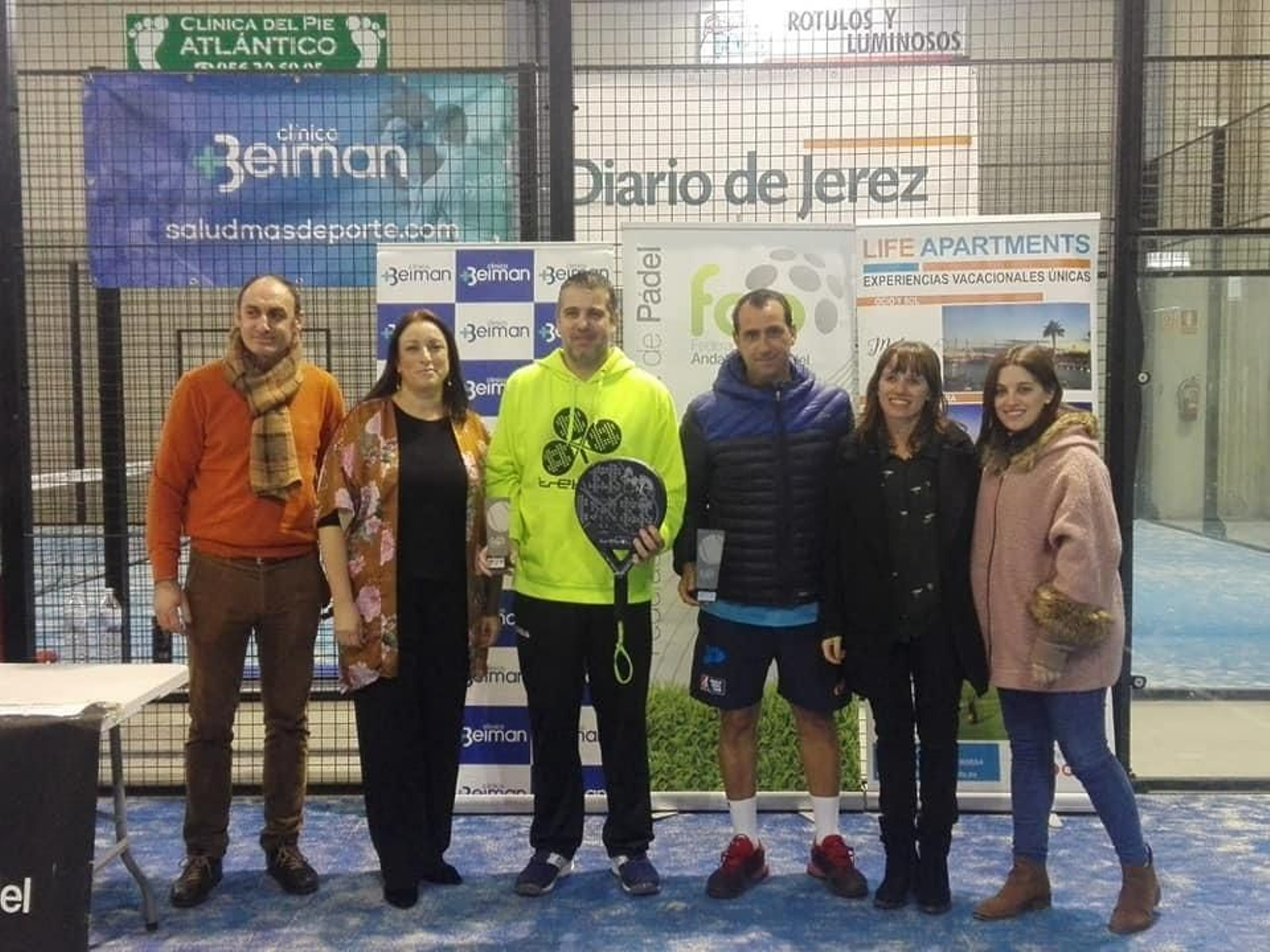 Entrega de trofeos del I Circuito Andaluz de Veteranos de Pádel 'Clínica Beiman' en Pádel Extreme
