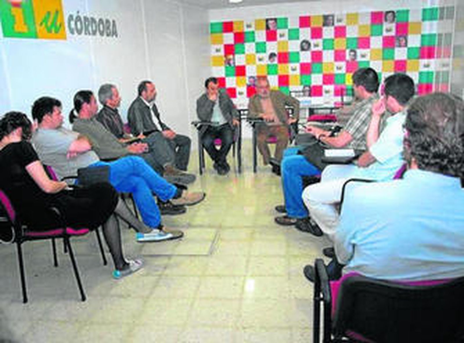 Ocaña, durante su reunión con los ecologistas.