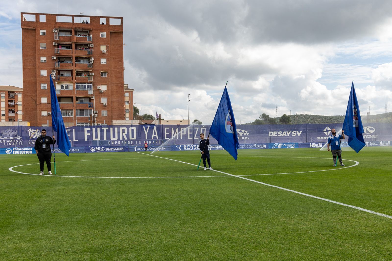 Las mejores imágenes del empate en el derbi entre Linares Deportivo y Real Jaén