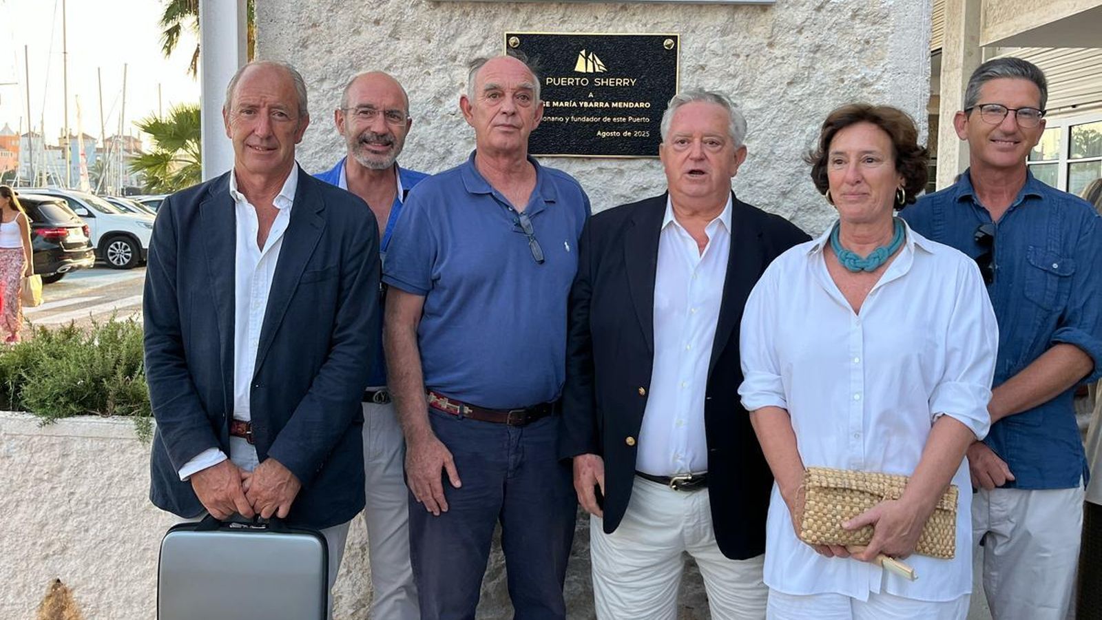 De Izq. a dcha: Jerónimo, Leopoldo, Marcial, Jose María, Carmen y Diego Ybarra Sainz de la Maza