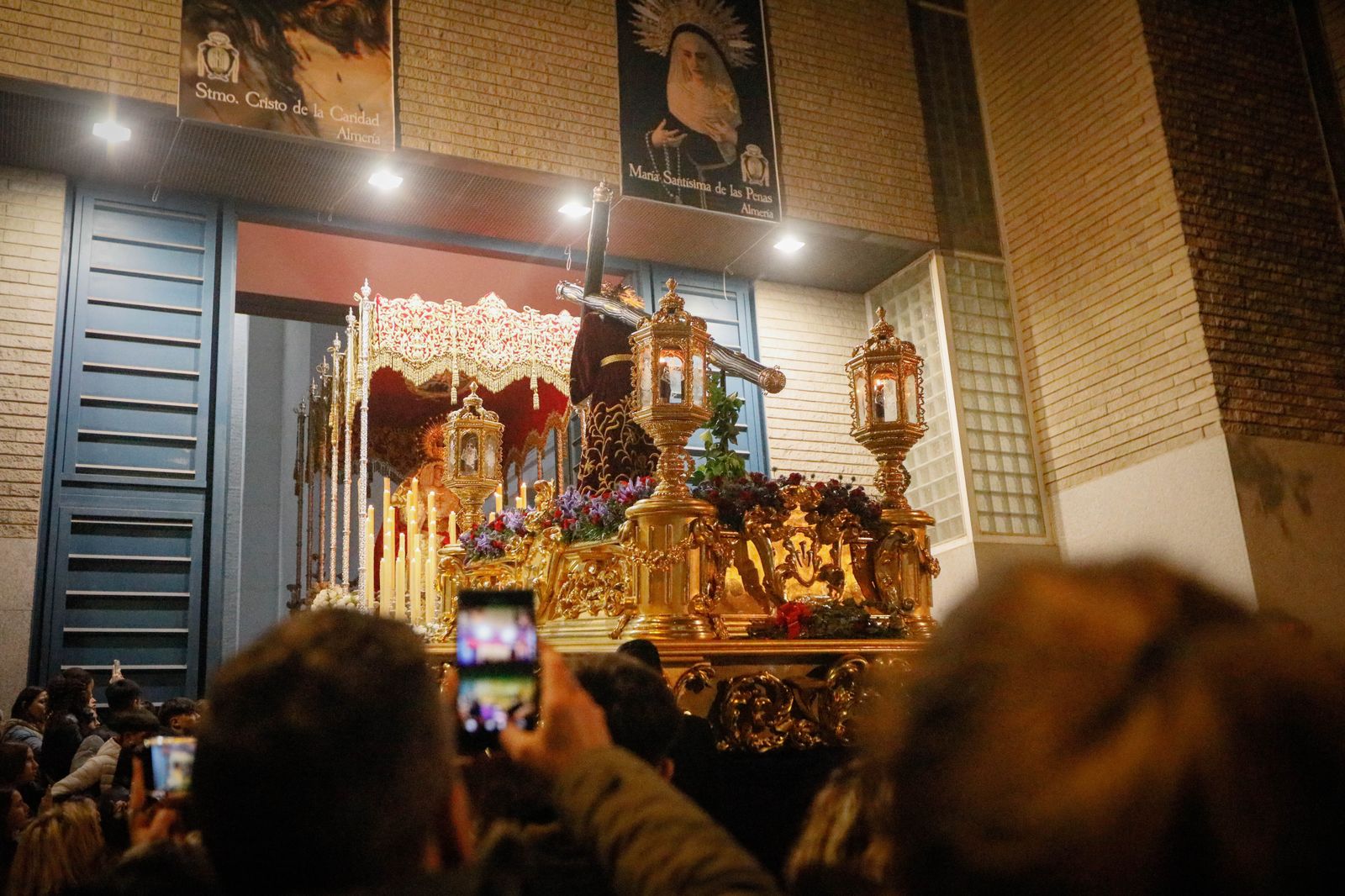 La procesión del Encuentro, en imágenes
