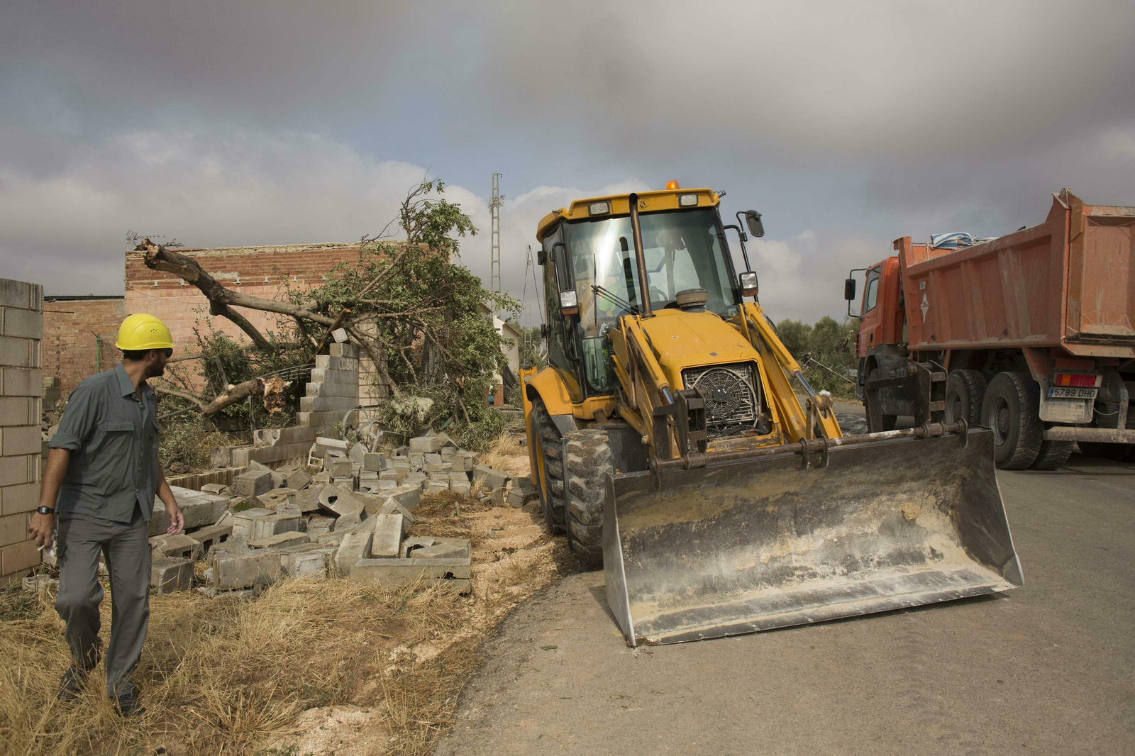 Fotos de los daños causados por los tornados en Campillos