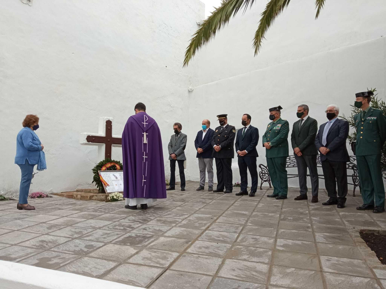 Un momento del acto de homenaje a Antonio Mateo en Vejer.