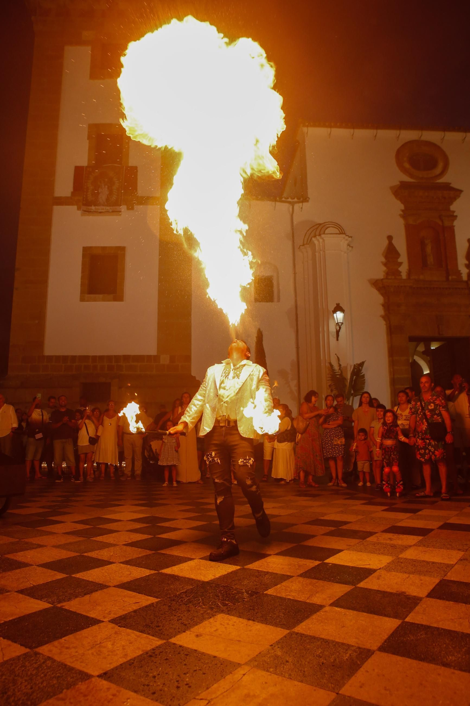 Fotos de la noche de las velas 2025 en Algeciras