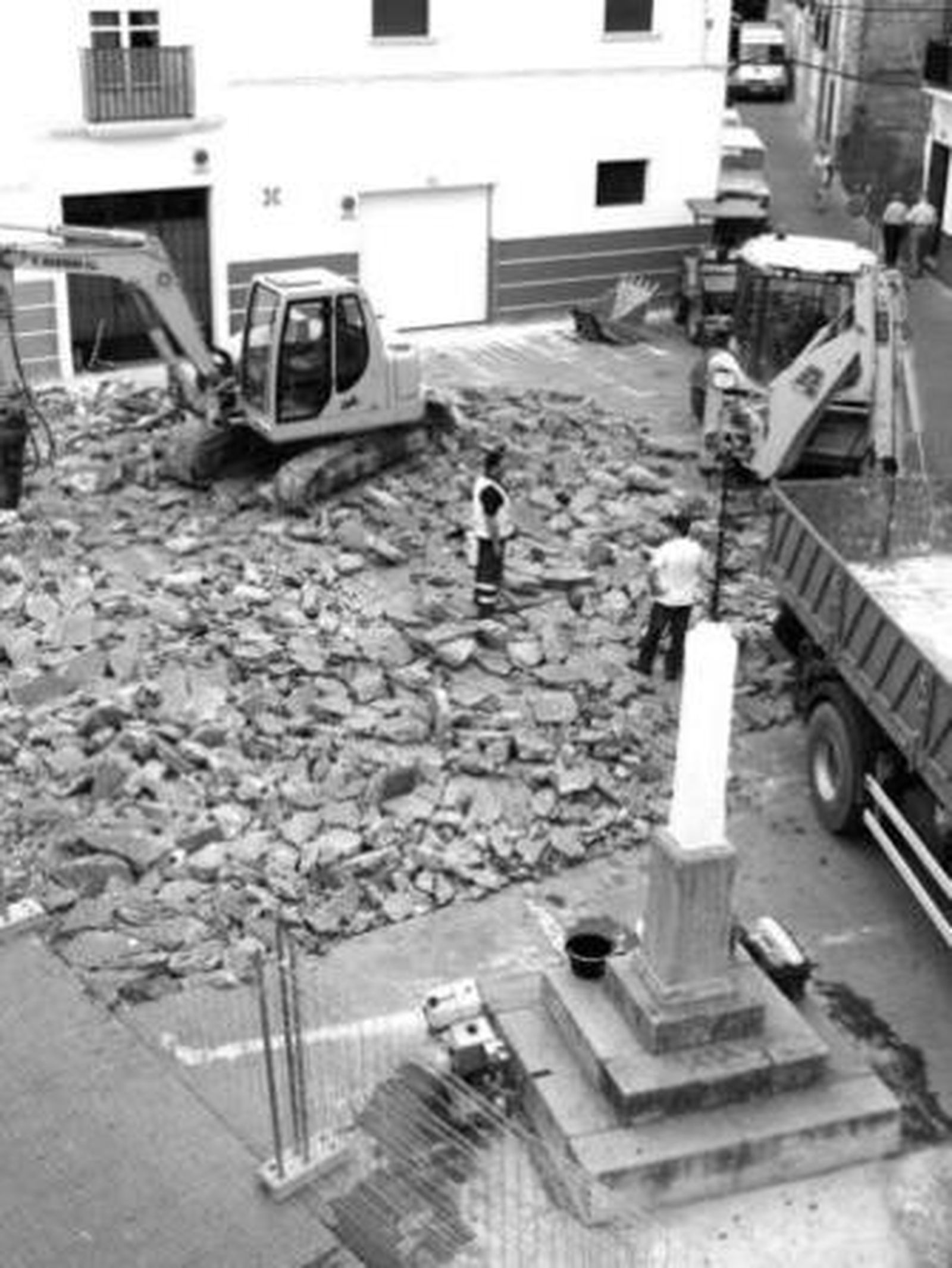 Obras que ya se están ejecutando en el Llanete de la Cruz de Montilla.