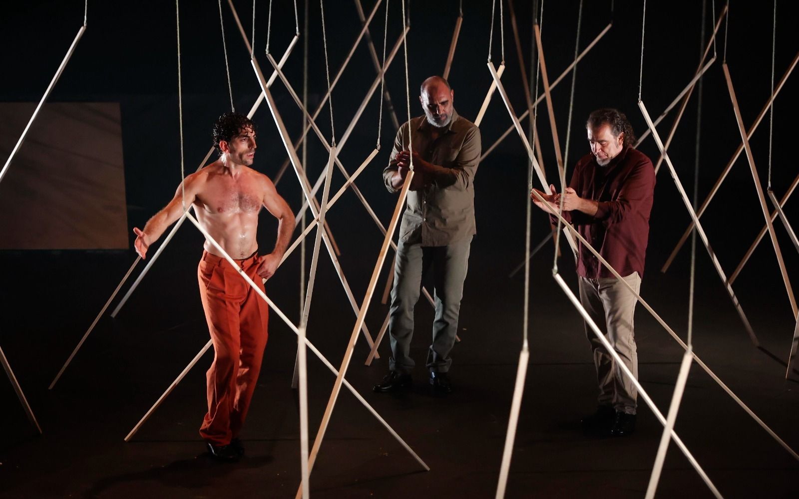 David Coria junto a los cantaores Pepe de Pura y David Lagos.