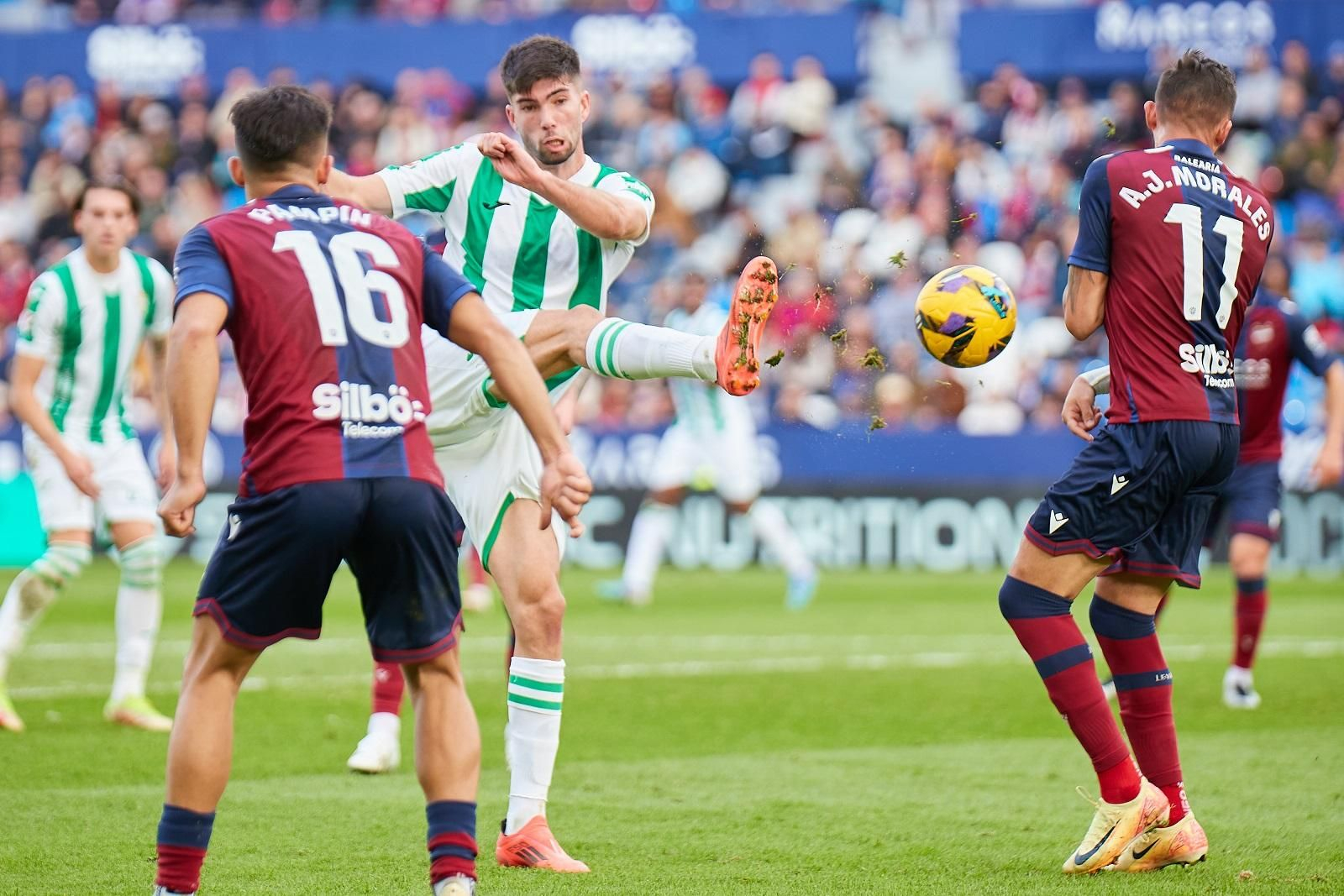 Las mejores fotos del trepidante Levante - Córdoba CF
