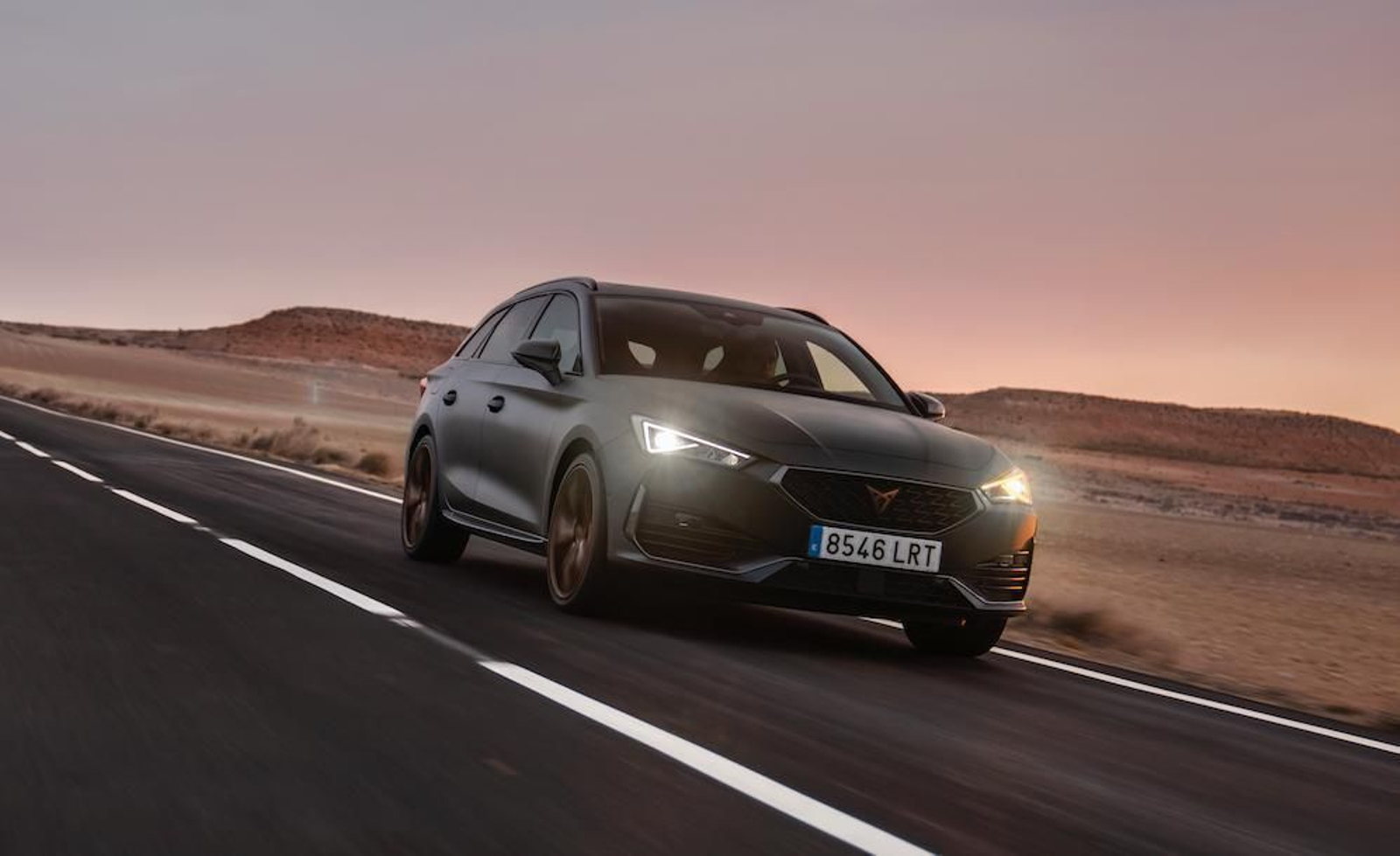 El Cupra León afila sus garras con la versión VZ Cup